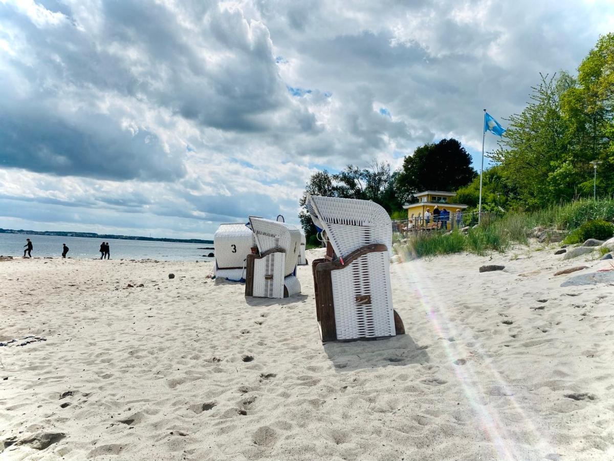 FeWo SEESCHWALBE - Pool - Familien - strandnah - Hunde - Loggia Sierksdorf Eksteriør billede